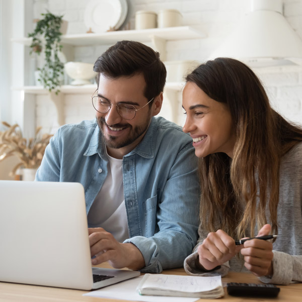 couple applying for a loan